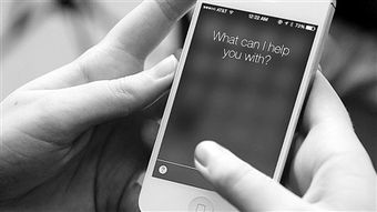 科技巨头角逐人工智能 群雄并起，通信技术各出奇招